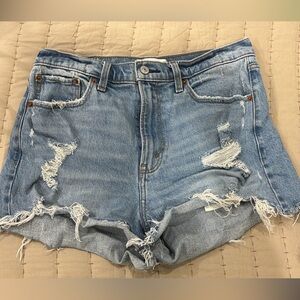 A&F - high rise mom shorts